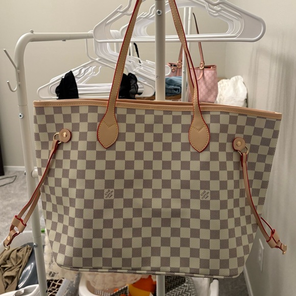 Louis Vuitton never full - Picture 3 of 3